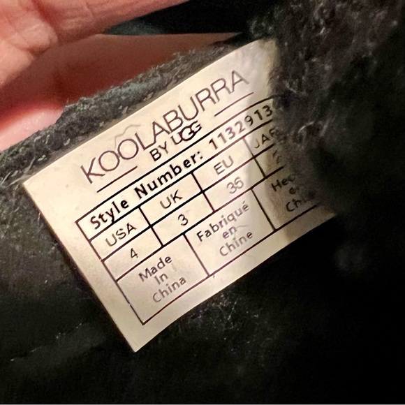 Koolaburra Kids Black Advay Shoes 🎁 NWOB - Picture 9 of 10